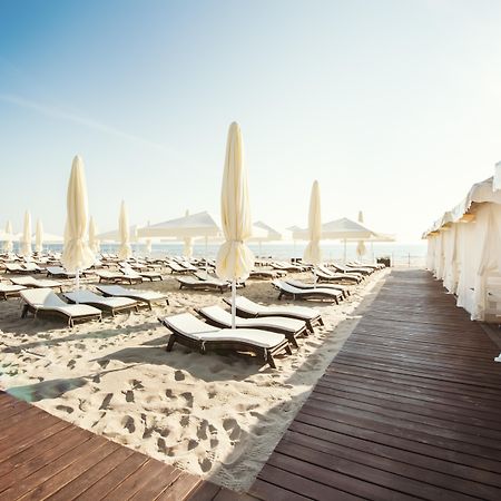 소피텔 그랜드 소폿 호텔 소포트 외부 사진 Beach at the Kempinski Hotel, Zuri, Switzerland