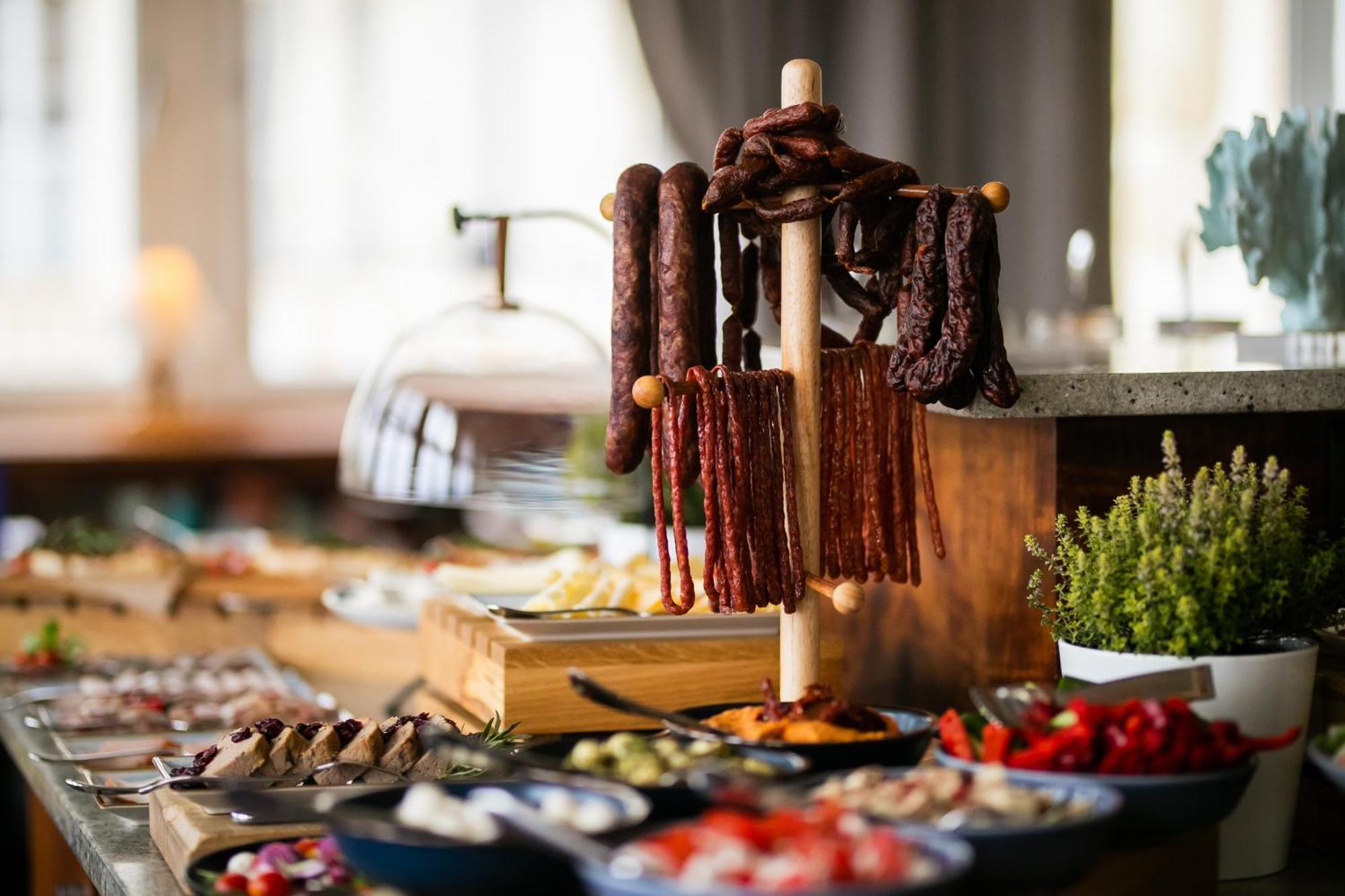 소피텔 그랜드 소폿 호텔 소포트 외부 사진 Dried meat